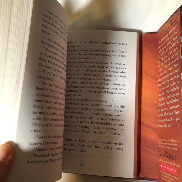 The Divide by Elizabeth Kay (2003-07-01) Hardcover – July 16, 2003 - Picture 5 of 6